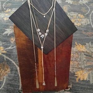 Gorgeous Layered Necklace, Brandnew